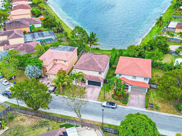 13505 SW 122nd Ave, Miami FL 33186