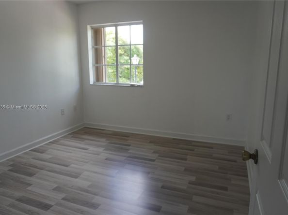 13505 SW 122nd Ave, Miami FL 33186