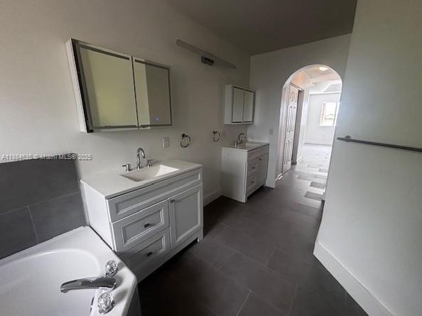 13505 SW 122nd Ave, Miami FL 33186