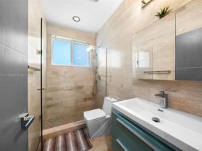 17490 SW 70th Pl, Southwest Ranches FL 33331