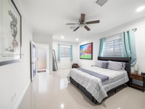 17490 SW 70th Pl, Southwest Ranches FL 33331