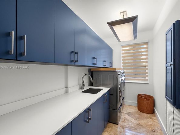 17490 SW 70th Pl, Southwest Ranches FL 33331