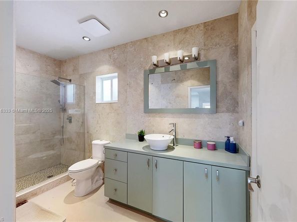 17490 SW 70th Pl, Southwest Ranches FL 33331