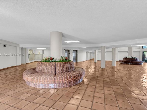 5800 SW 127th Ave 2203, Miami FL 33183