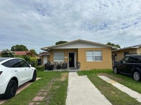 9241 SW 39th St, Miami FL 33165