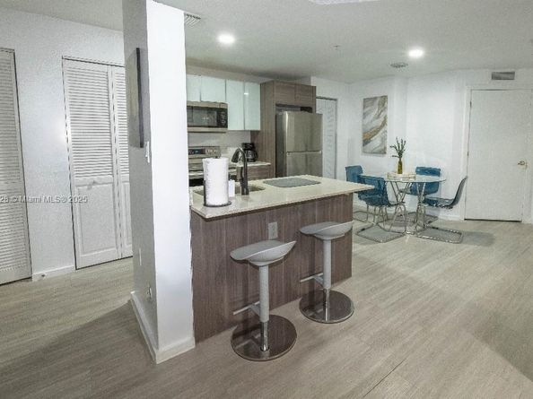 481 NE 29th St 604, Miami FL 33137