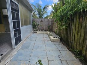 1182 W 37th Ter 11, Hialeah FL 33012