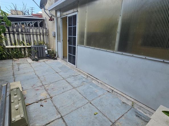 1182 W 37th Ter 11, Hialeah FL 33012