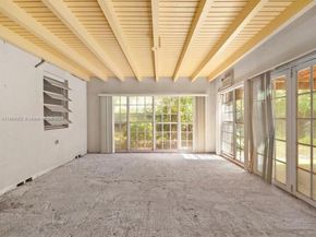 531 NE 55th Ter, Miami FL 33137