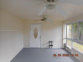 9351 NW 35th Pl, Sunrise FL 33351