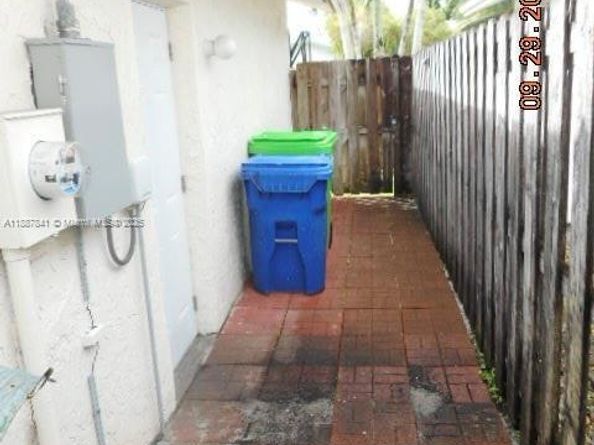 9351 NW 35th Pl, Sunrise FL 33351