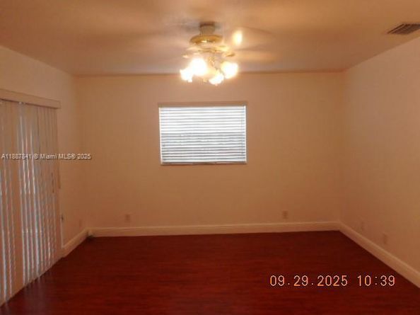 9351 NW 35th Pl, Sunrise FL 33351