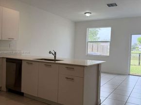 12436 NW 23rd Ct, Miami FL 33167