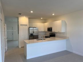 12436 NW 23rd Ct, Miami FL 33167