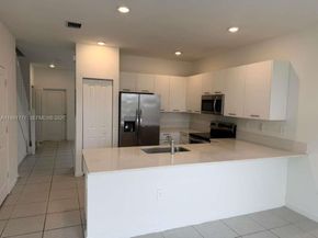 12436 NW 23rd Ct, Miami FL 33167