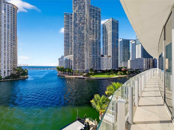 300 Biscayne Blvd Way 501E, Miami FL 33131