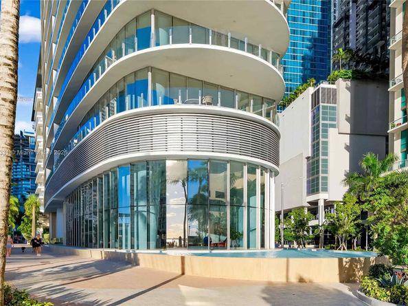 300 Biscayne Blvd Way 501E, Miami FL 33131