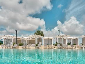 300 Biscayne Blvd Way 501E, Miami FL 33131