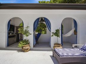 1103 Pizarro St, Coral Gables FL 33134