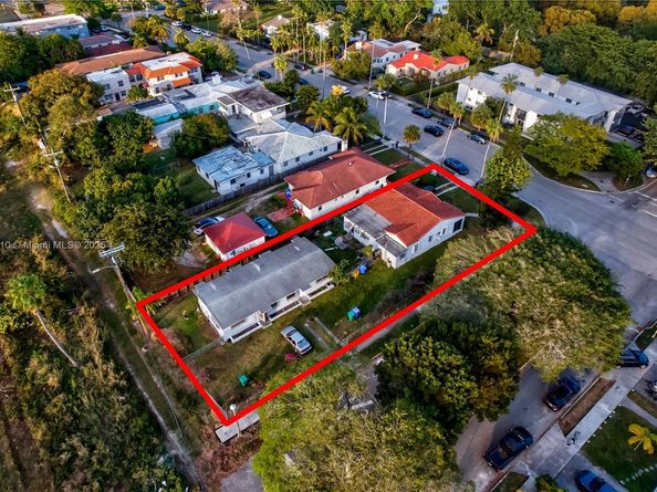 5900 NE 4th Ct, Miami FL 33137