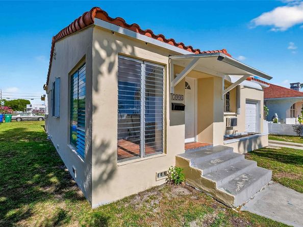 5900 NE 4th Ct, Miami FL 33137