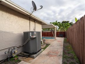 11700 Sheridan St, Pembroke Pines FL 33026