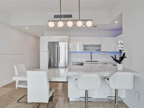 950 Brickell Bay Dr 4707, Miami FL 33131
