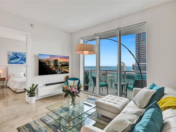950 Brickell Bay Dr 4707, Miami FL 33131