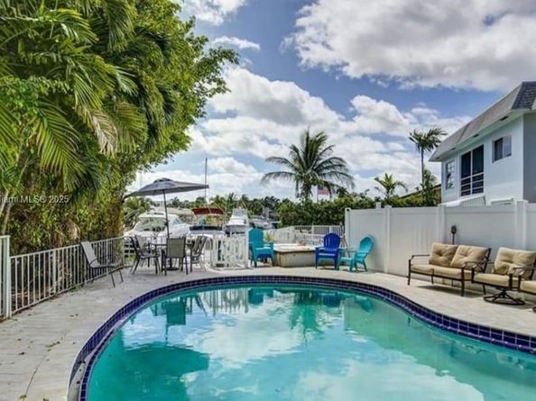 2708 NE 14th St Cswy 6, Pompano Beach FL 33062