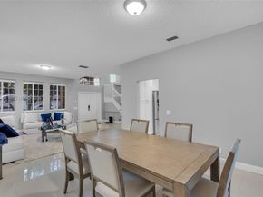 714 Heritage Dr, Weston FL 33326