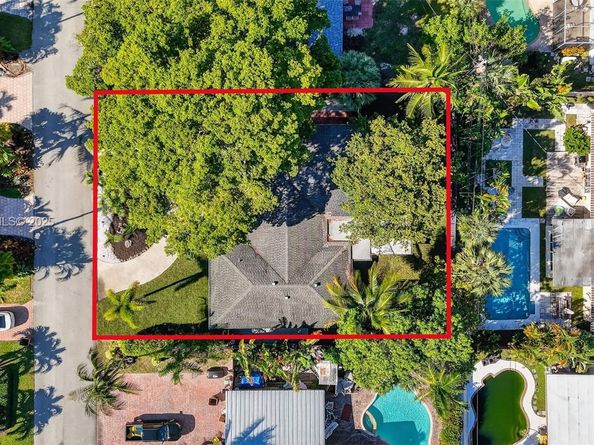 1361 SE 4th Ct, Deerfield Beach FL 33441