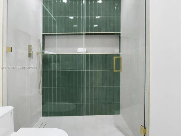 1361 SE 4th Ct, Deerfield Beach FL 33441