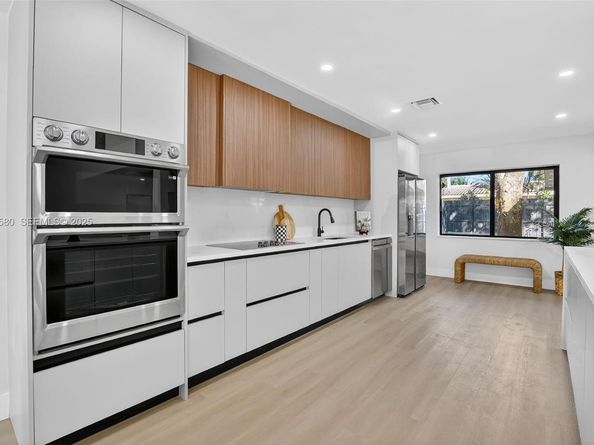 1361 SE 4th Ct, Deerfield Beach FL 33441