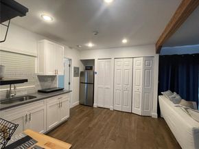 1313 NE 3rd St, Fort Lauderdale FL 33301