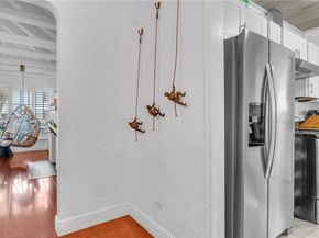 1313 NE 3rd St, Fort Lauderdale FL 33301