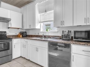 1313 NE 3rd St, Fort Lauderdale FL 33301