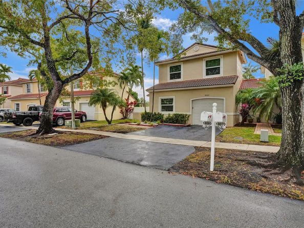 18060 SW 11th Ct, Pembroke Pines FL 33029