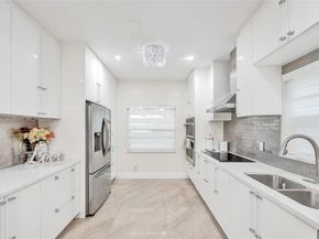 18060 SW 11th Ct, Pembroke Pines FL 33029