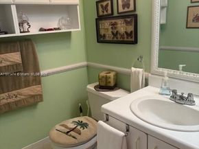 601 SW 142nd Ave 304Q, Pembroke Pines FL 33027