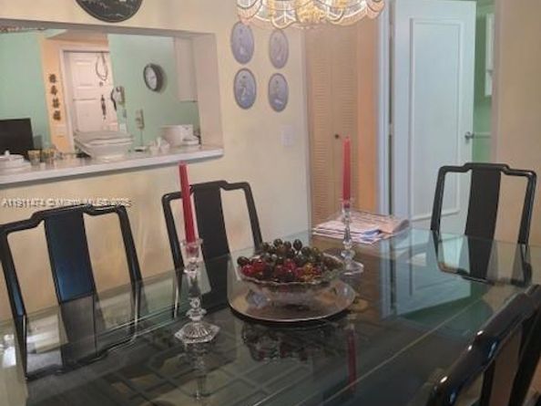 601 SW 142nd Ave 304Q, Pembroke Pines FL 33027