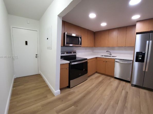 4354 NW 9th Ave 123B, Deerfield Beach FL 33064