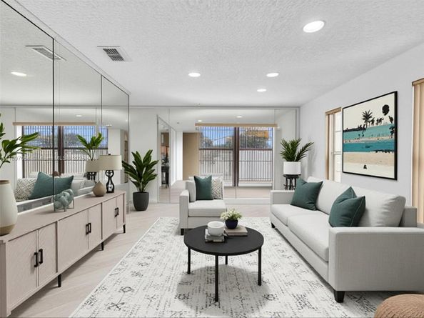 17995 SW 105th Ave, Miami FL 33157