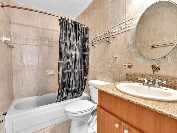 17995 SW 105th Ave, Miami FL 33157