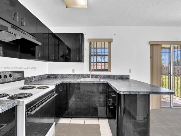 17995 SW 105th Ave, Miami FL 33157