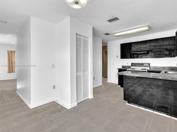 17995 SW 105th Ave, Miami FL 33157