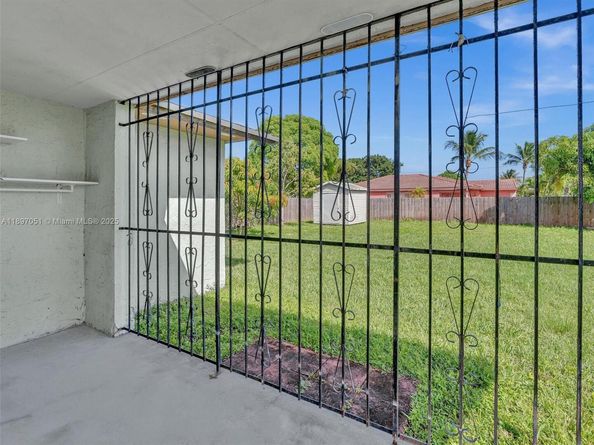 17995 SW 105th Ave, Miami FL 33157