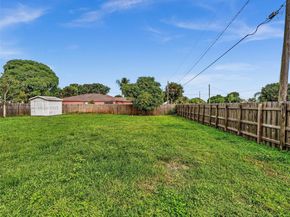 17995 SW 105th Ave, Miami FL 33157
