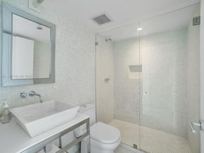 5801 Collins Ave 1200, Miami Beach FL 33140