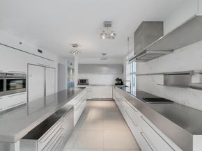 5801 Collins Ave 1200, Miami Beach FL 33140