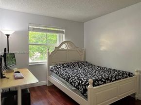 1590 Seagrape Way, Hollywood FL 33019